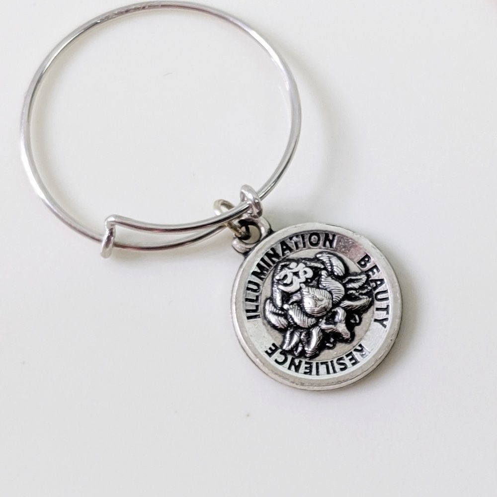 Alex and Ani Silver 925 Lotus Peace Petals Ring